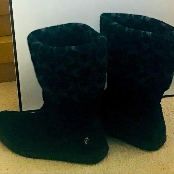 Coach Boots - Picture 3 of 11